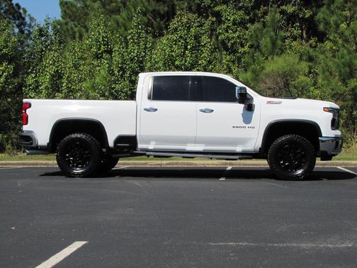 2024 Chevrolet Silverado 2500 LTZ