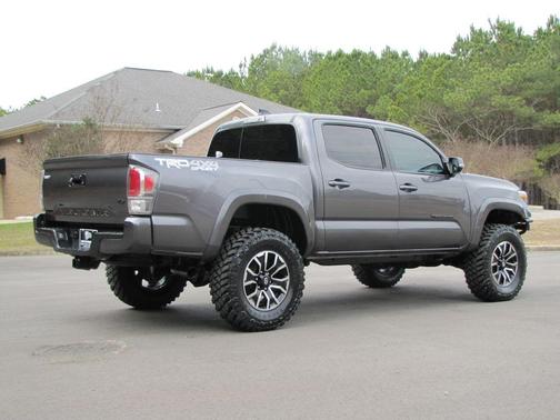 2021 Toyota Tacoma 