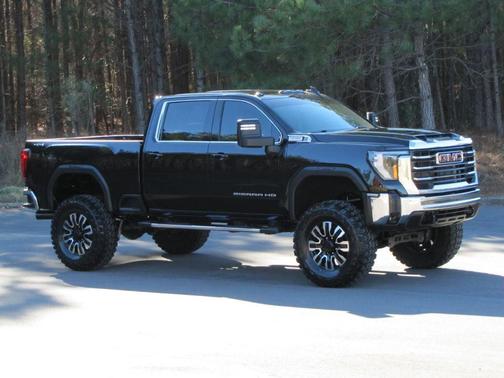 2024 GMC Sierra 2500 SLE