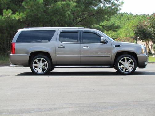 2012 Cadillac Escalade ESV Luxury
