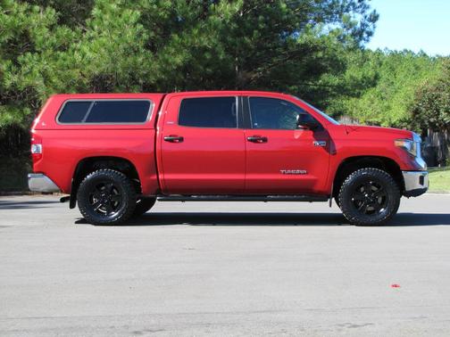 2019 Toyota Tundra SR5