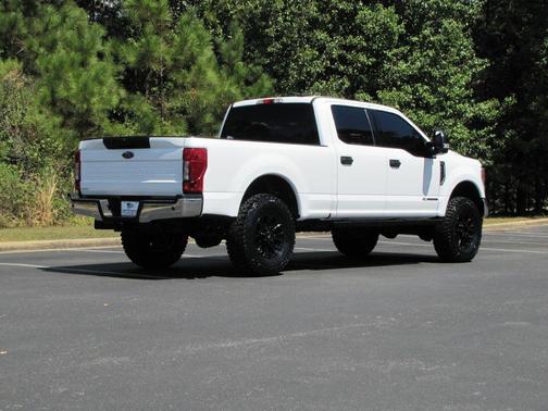 White 2022 Ford F-250 Super Duty