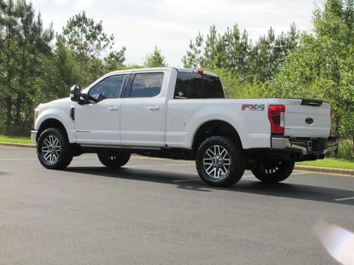 White 2019 Ford F-250 Super Duty