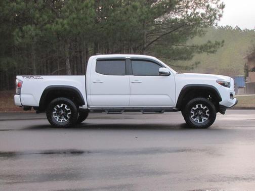 2020 Toyota Tacoma 