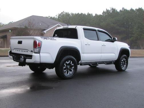 2020 Toyota Tacoma 