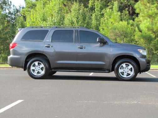 2015 Toyota Sequoia SR5