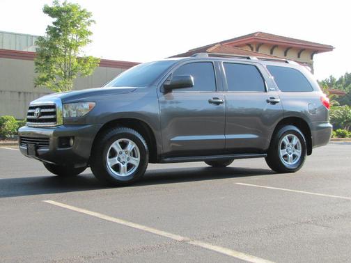 2015 Toyota Sequoia SR5