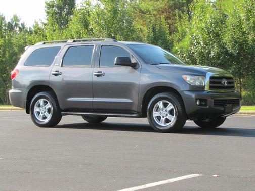 2015 Toyota Sequoia SR5