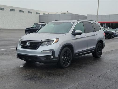 Lunar Silver Metallic 2022 Honda Pilot AWD Special Edition
