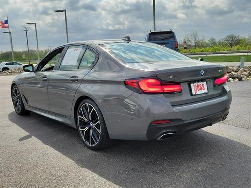 Bernina Grey Amber Effect 2021 BMW 540 xDrive