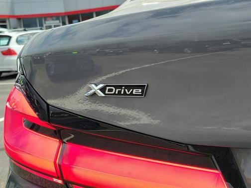 Bernina Grey Amber Effect 2021 BMW 540 xDrive