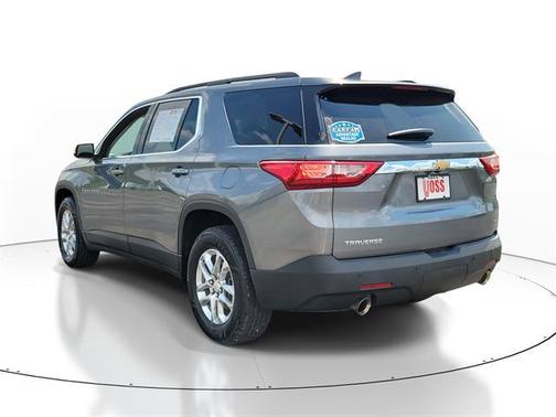 2021 Chevrolet Traverse LT Cloth