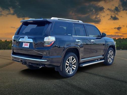 Midnight Black Metallic 2017 Toyota 4Runner Limited