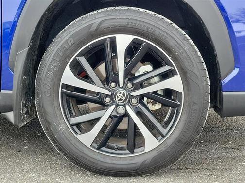 2025 Toyota Corolla Hybrid SE