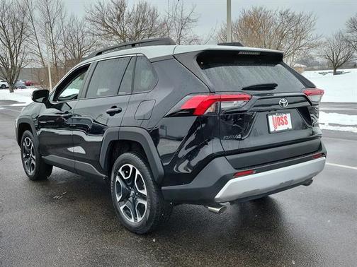 2019 Toyota RAV4 Adventure