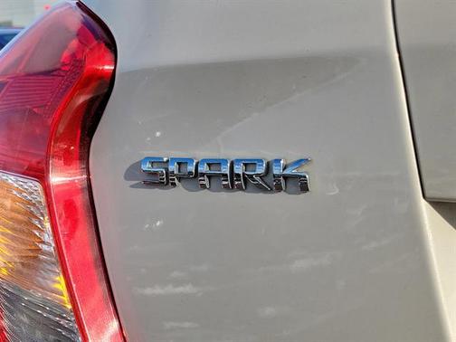 2021 Chevrolet Spark 1LT