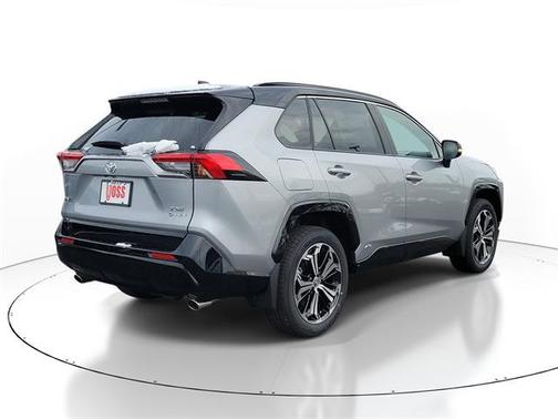 2025 Toyota RAV4 Hybrid SE