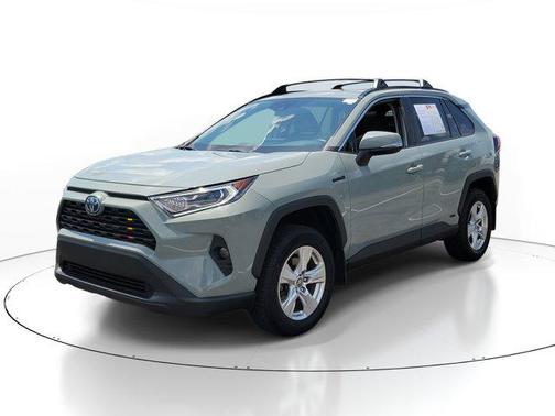 2020 Toyota RAV4 Hybrid XLE