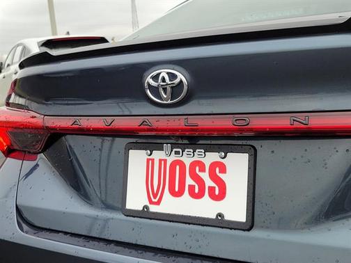 2020 Toyota Avalon XSE