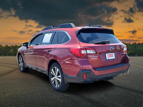 Crimson Red Pearl 2019 Subaru Outback 2.5i Limited