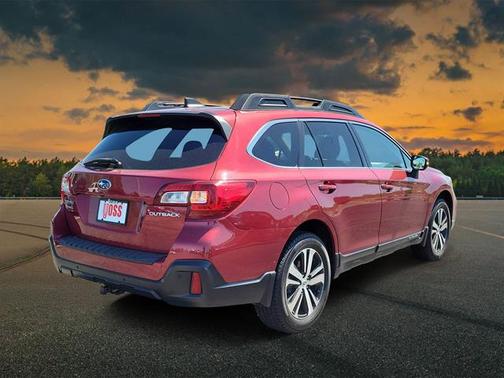 Crimson Red Pearl 2019 Subaru Outback 2.5i Limited