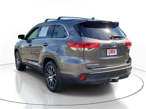 2018 Toyota Highlander SE