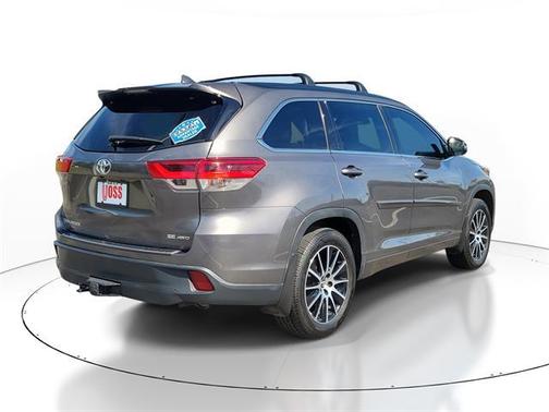 2018 Toyota Highlander SE