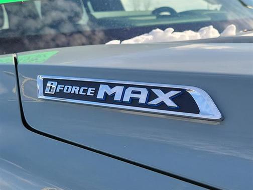 2026 Toyota Tundra Hybrid Platinum