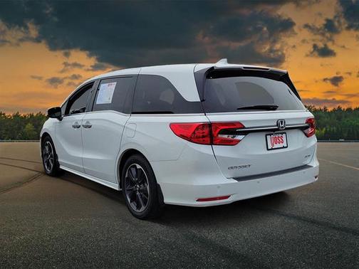 PLATINUM WHITE 2021 Honda Odyssey Elite
