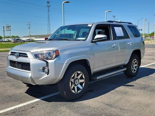 Classic Silver Metallic 2023 Toyota 4Runner TRD Off Road Premium