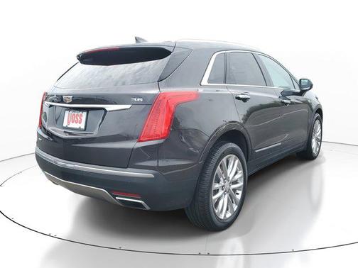 2017 Cadillac XT5 Platinum