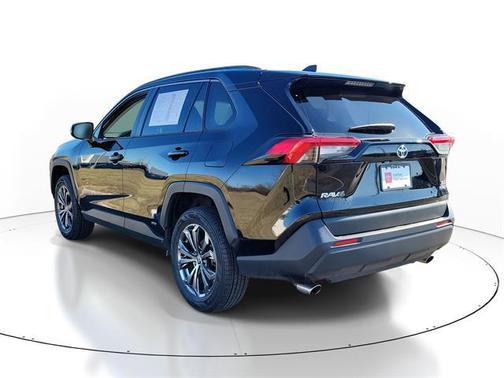 2023 Toyota RAV4 Hybrid XLE Premium