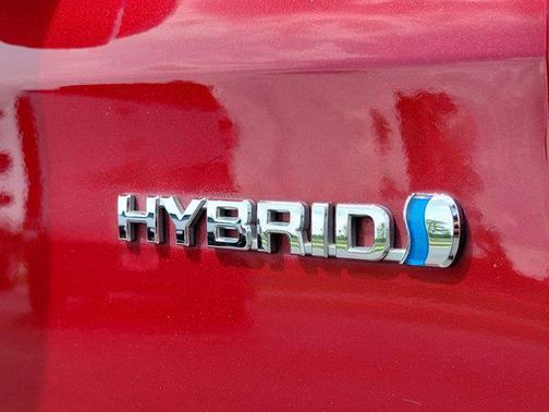 2019 Toyota Avalon Hybrid XLE