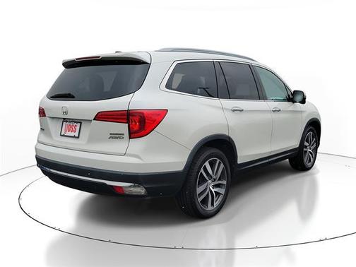 2017 Honda Pilot Touring