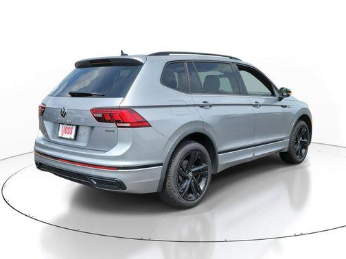 2024 Volkswagen Tiguan 2.0T SE R-Line Black 4MOTION