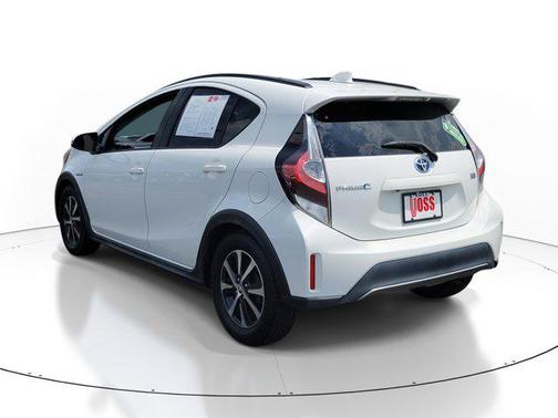 2018 Toyota Prius c Two