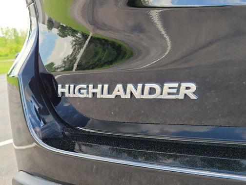2018 Toyota Highlander LE I4