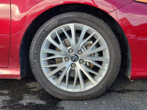 2019 Toyota Camry XLE