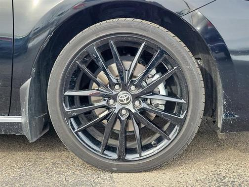 2024 Toyota Camry Hybrid SE