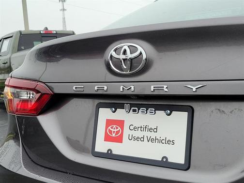 2022 Toyota Camry LE