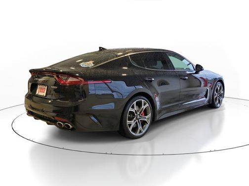 2021 Kia Stinger GT1