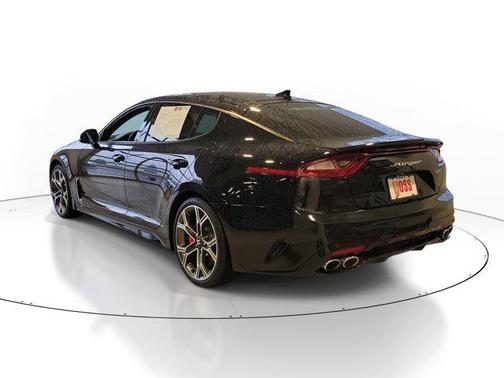 2021 Kia Stinger GT1