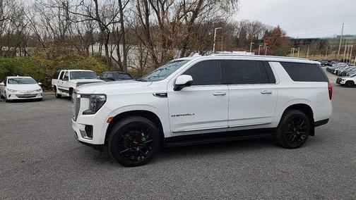 2022 GMC Yukon XL Denali