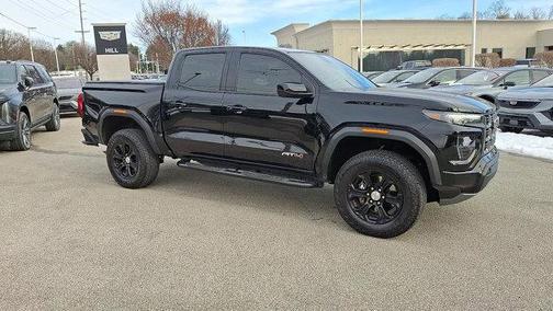 2023 GMC Canyon AT4