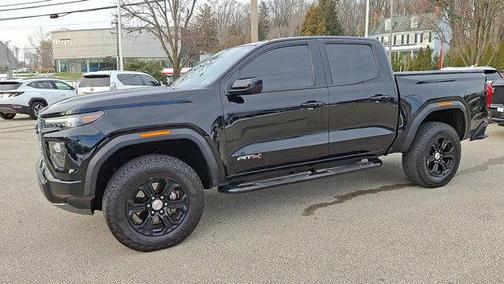 2023 GMC Canyon AT4
