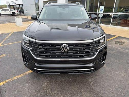 Deep Black 2026 Volkswagen Atlas 2.0T SEL Premium R-Line 4MOTION