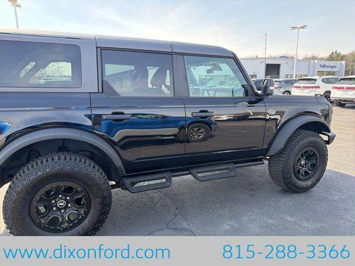 Shadow Black 2024 Ford Bronco Wildtrak