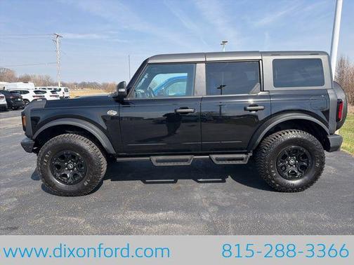 Shadow Black 2024 Ford Bronco Wildtrak