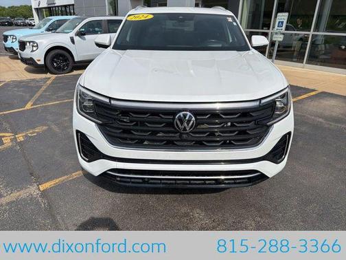 Opal White Pearl 2024 Volkswagen Atlas Cross Sport 2.0T SEL Premium
