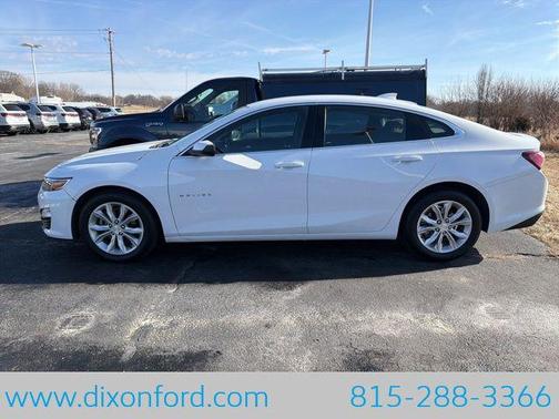 2022 Chevrolet Malibu FWD LT